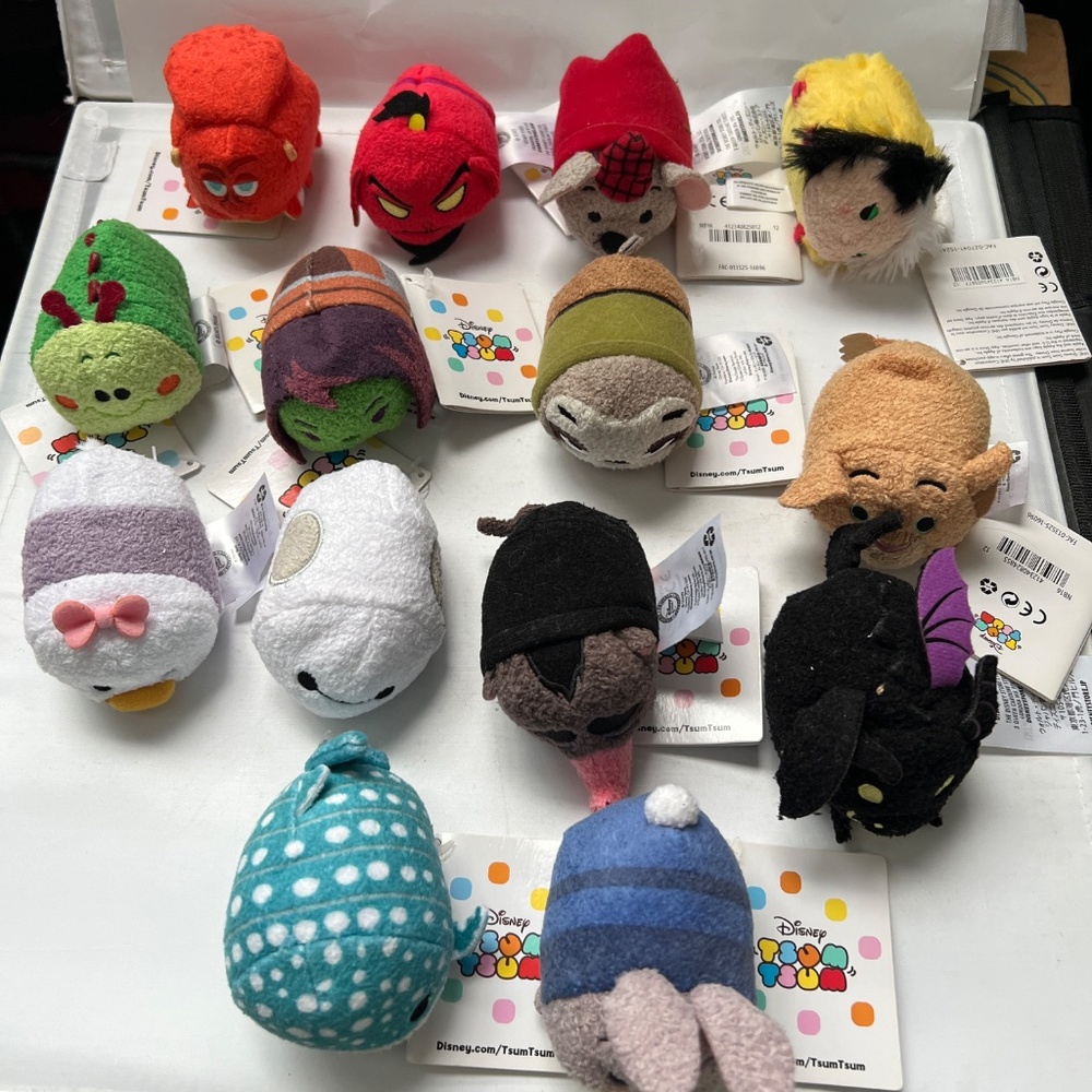 Lot of 14 Disney Tsum Tsum All New with Tags From Disney Store NWT